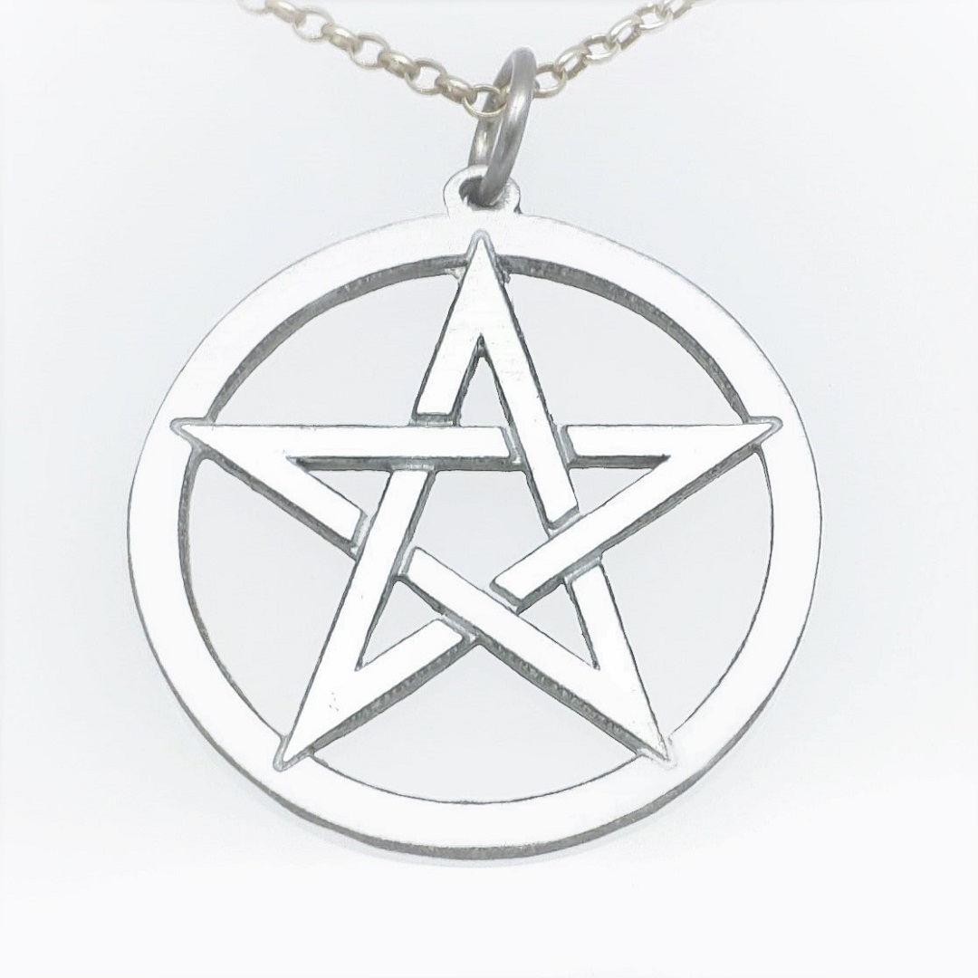 Pentagrama infinito em estanho