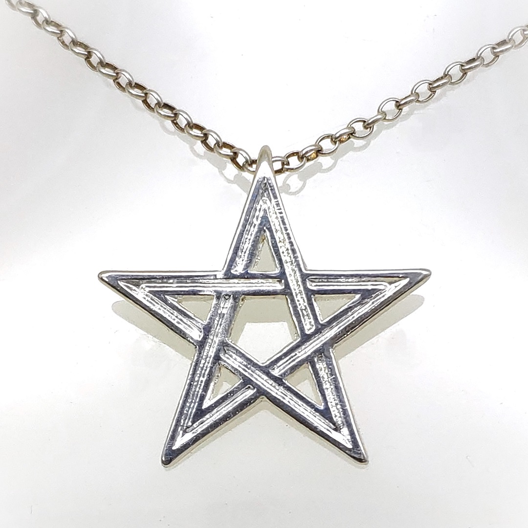 Pentagrama em prata 925 com argola oculta