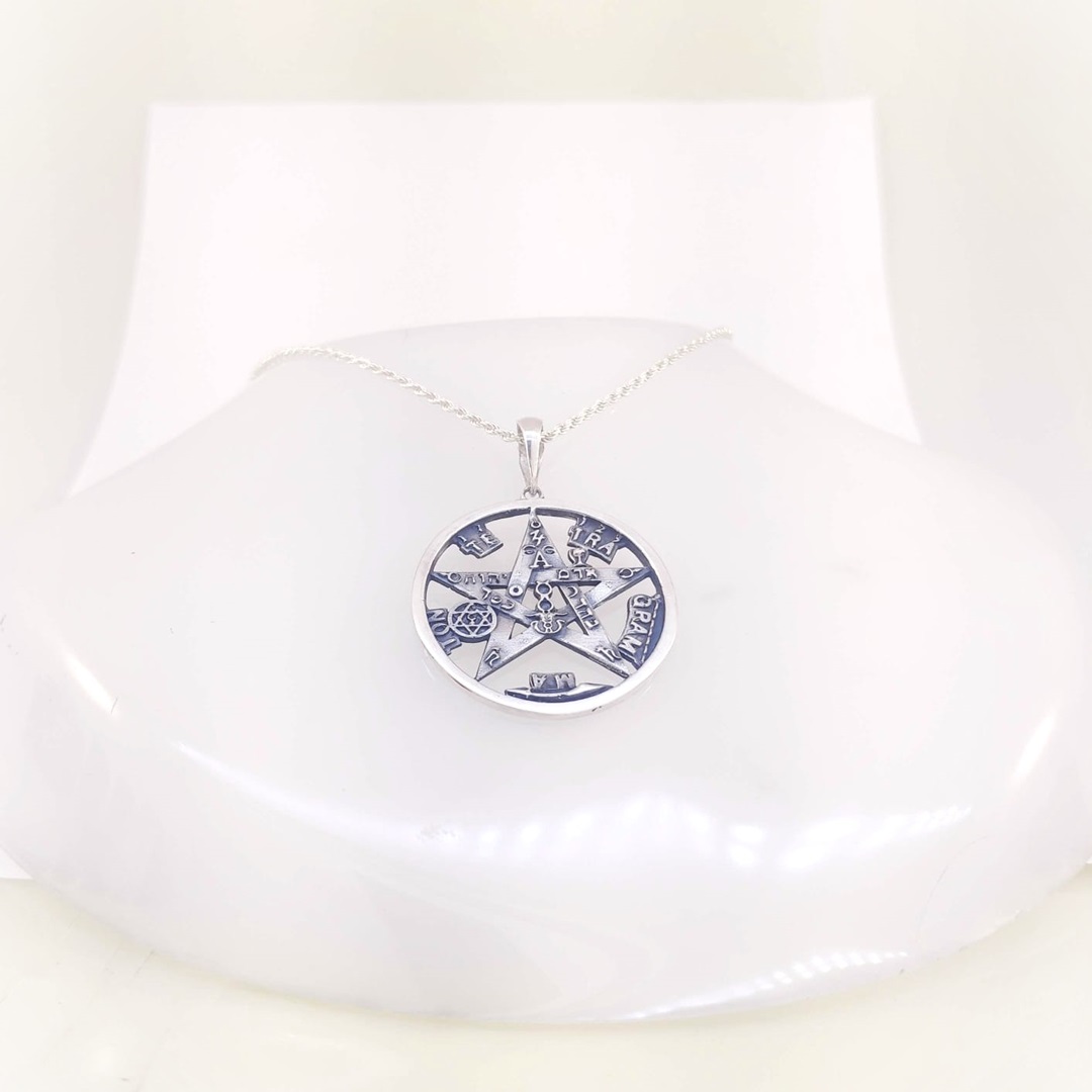 Tetragrammaton 3D com 35 mm em prata