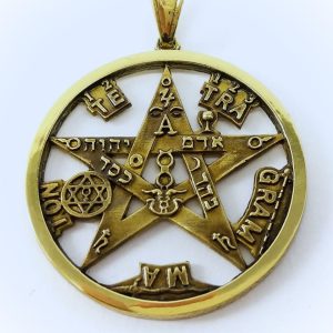 Tetragrammaton 3D com 35 mm em